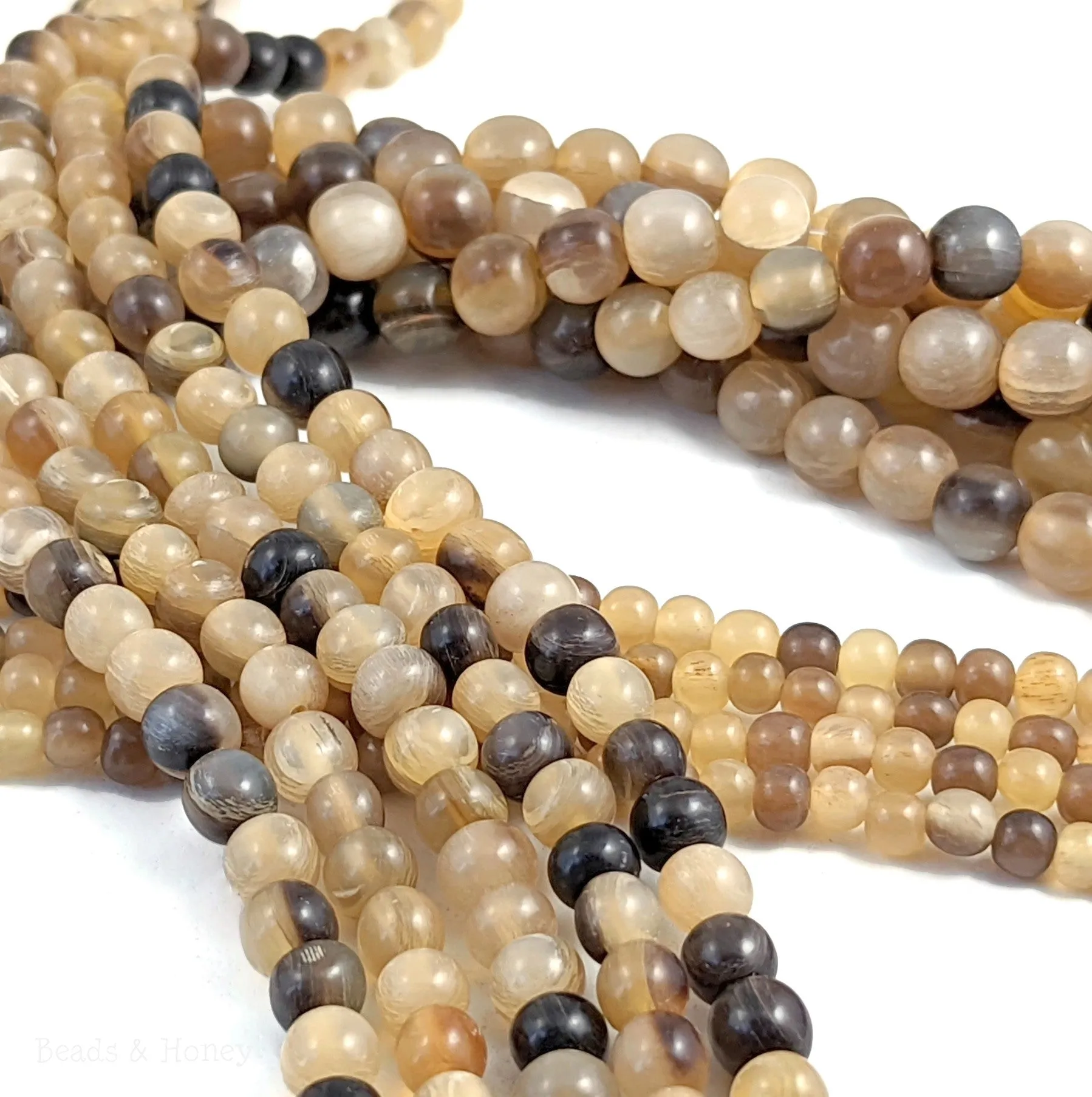 White Horn Bead Round 10mm (16-Inch Strand)